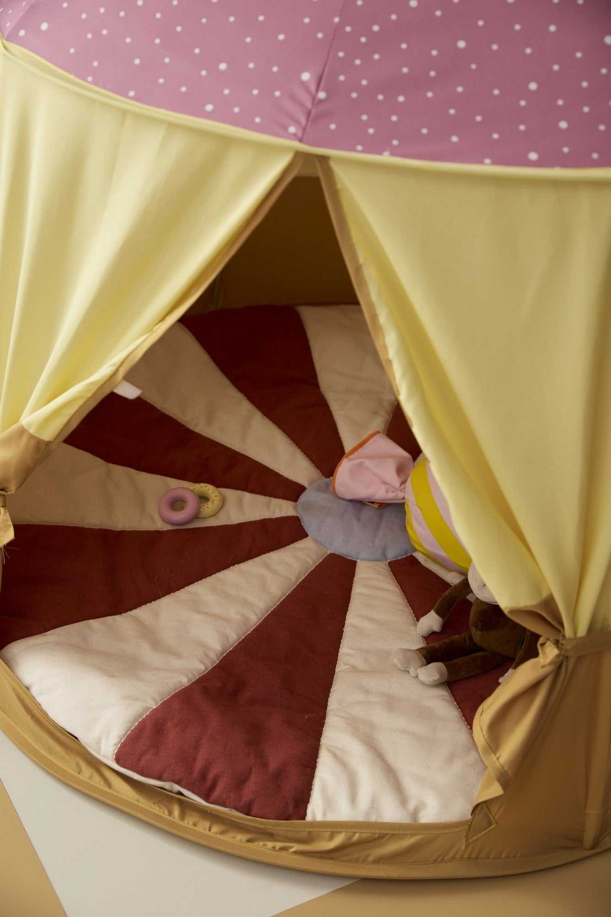 Spielzelt Zirkus rosa