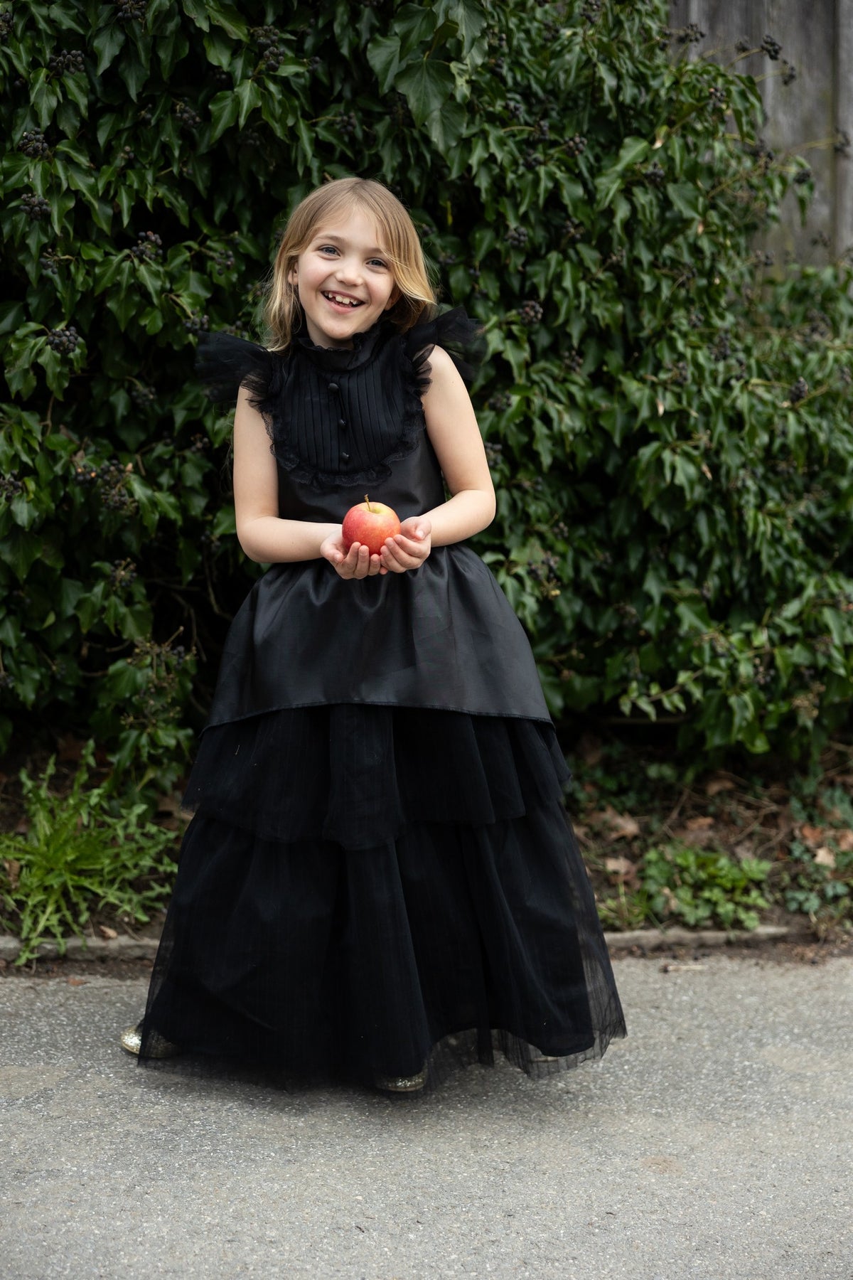 Gothic Mischief Hexenkleid 5-6 Jahre