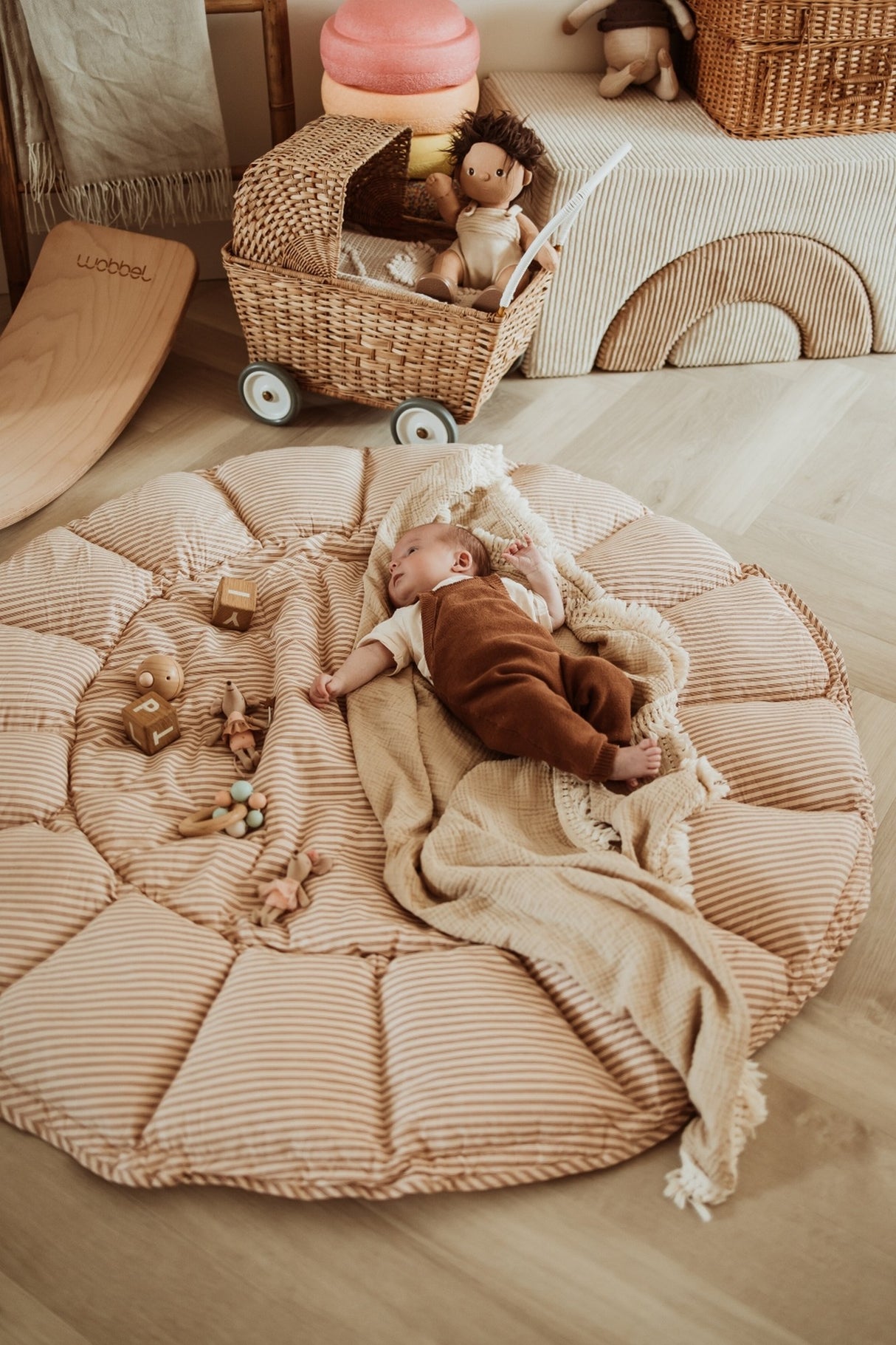 Spielmatte Bloom/ Braun gestreift