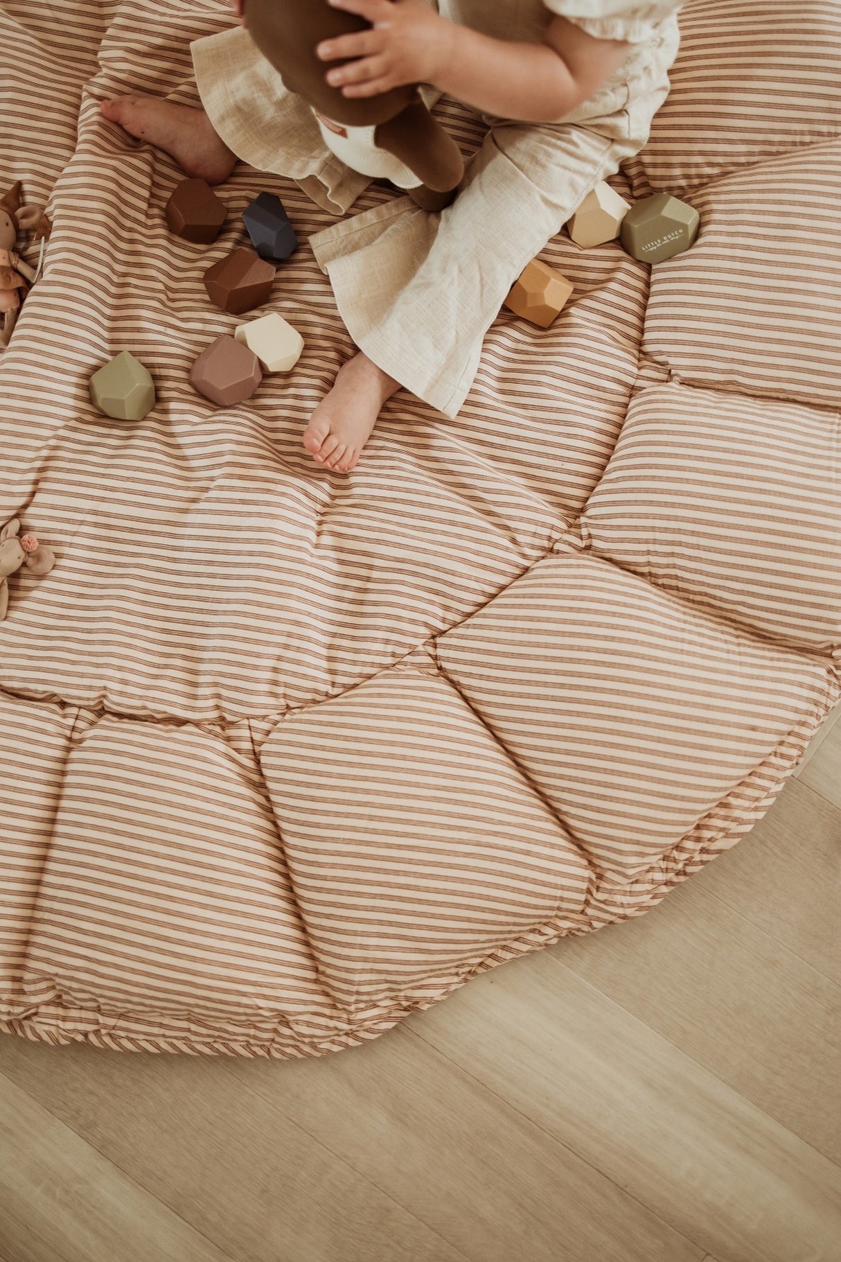 Spielmatte Bloom/ Braun gestreift