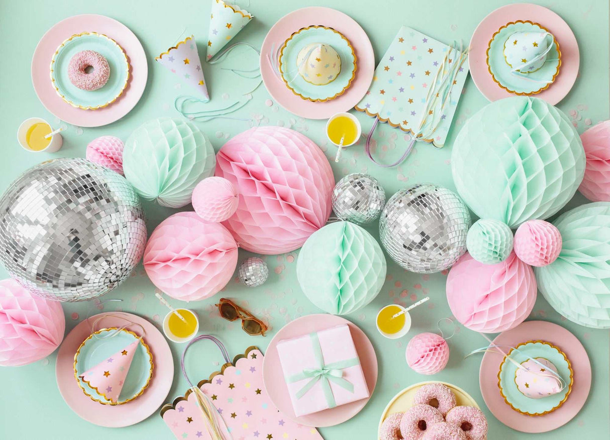 Honeycomb Ball, light mint