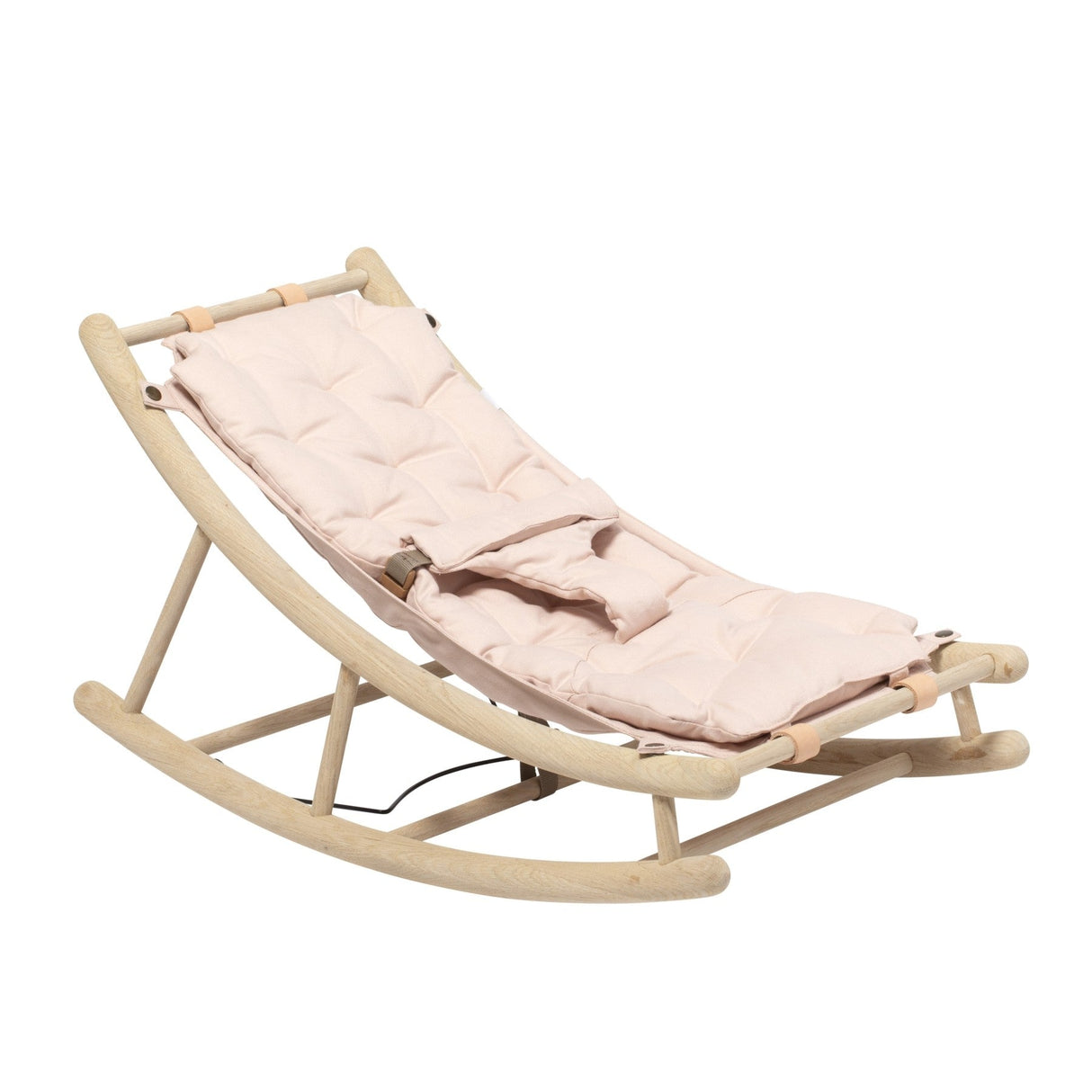 Wood Baby- & Kleinkindwippe aus massiver Eiche mit rosa Babykissen im nordischen Design