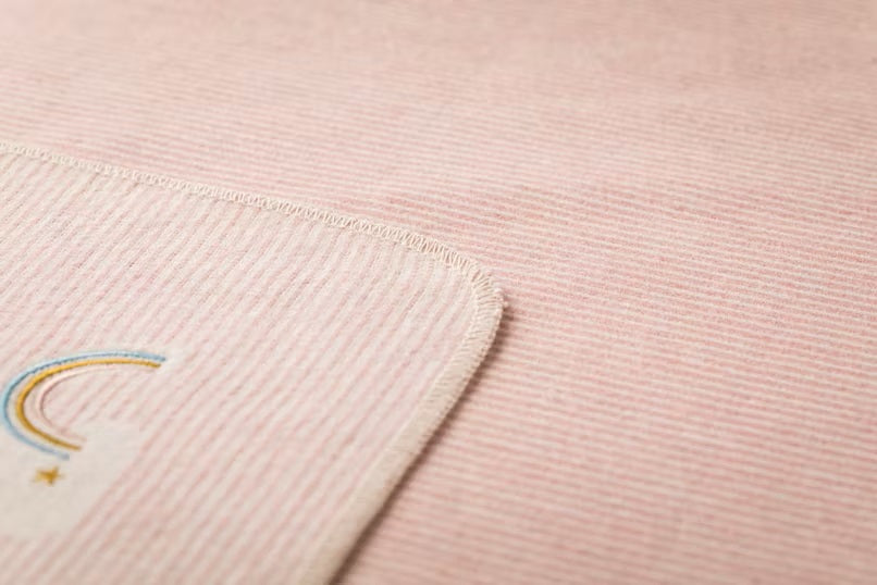 Babydecke Regenbogen/ rosa
