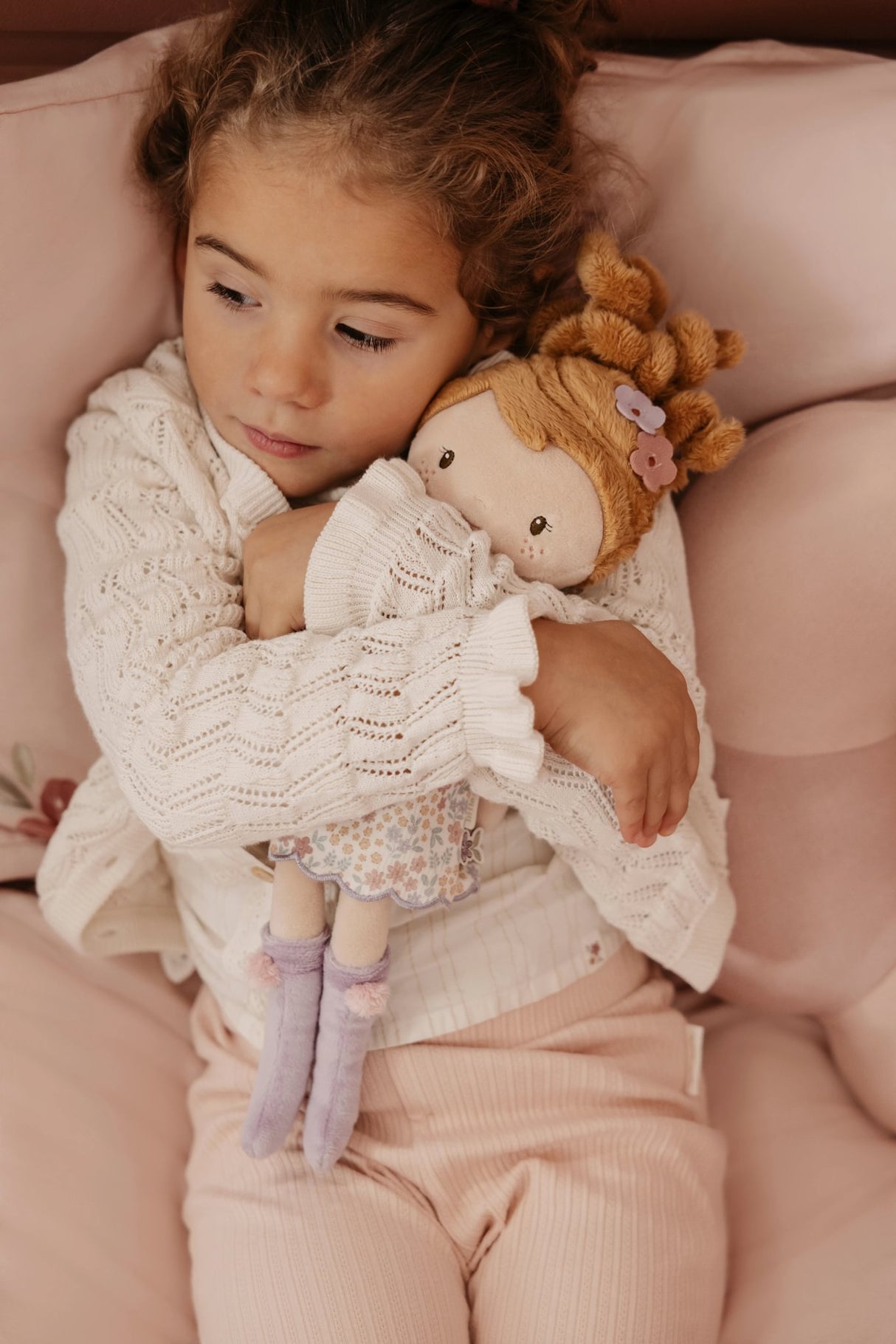 Kuschelpuppe Ava