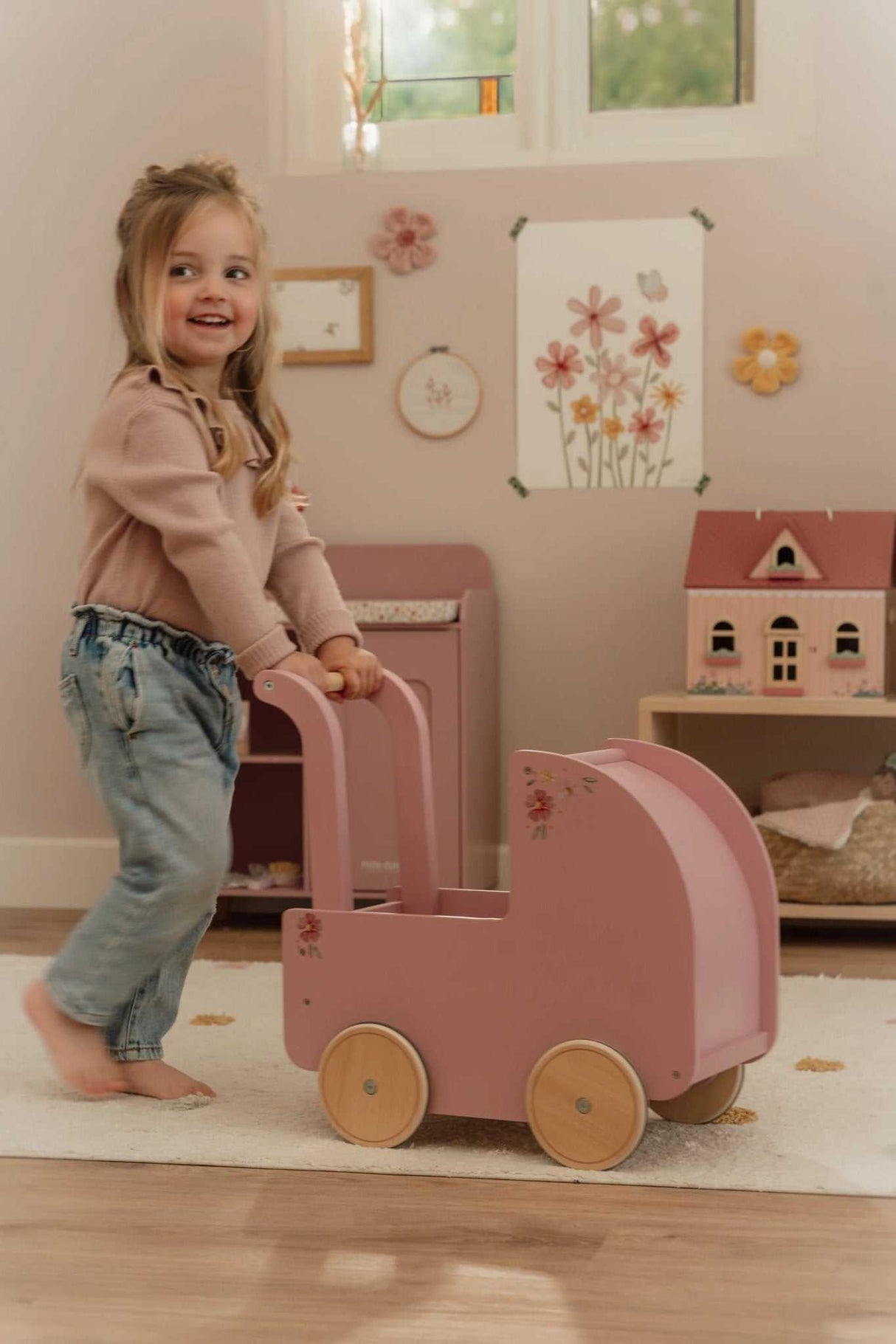 Holz Puppenwagen