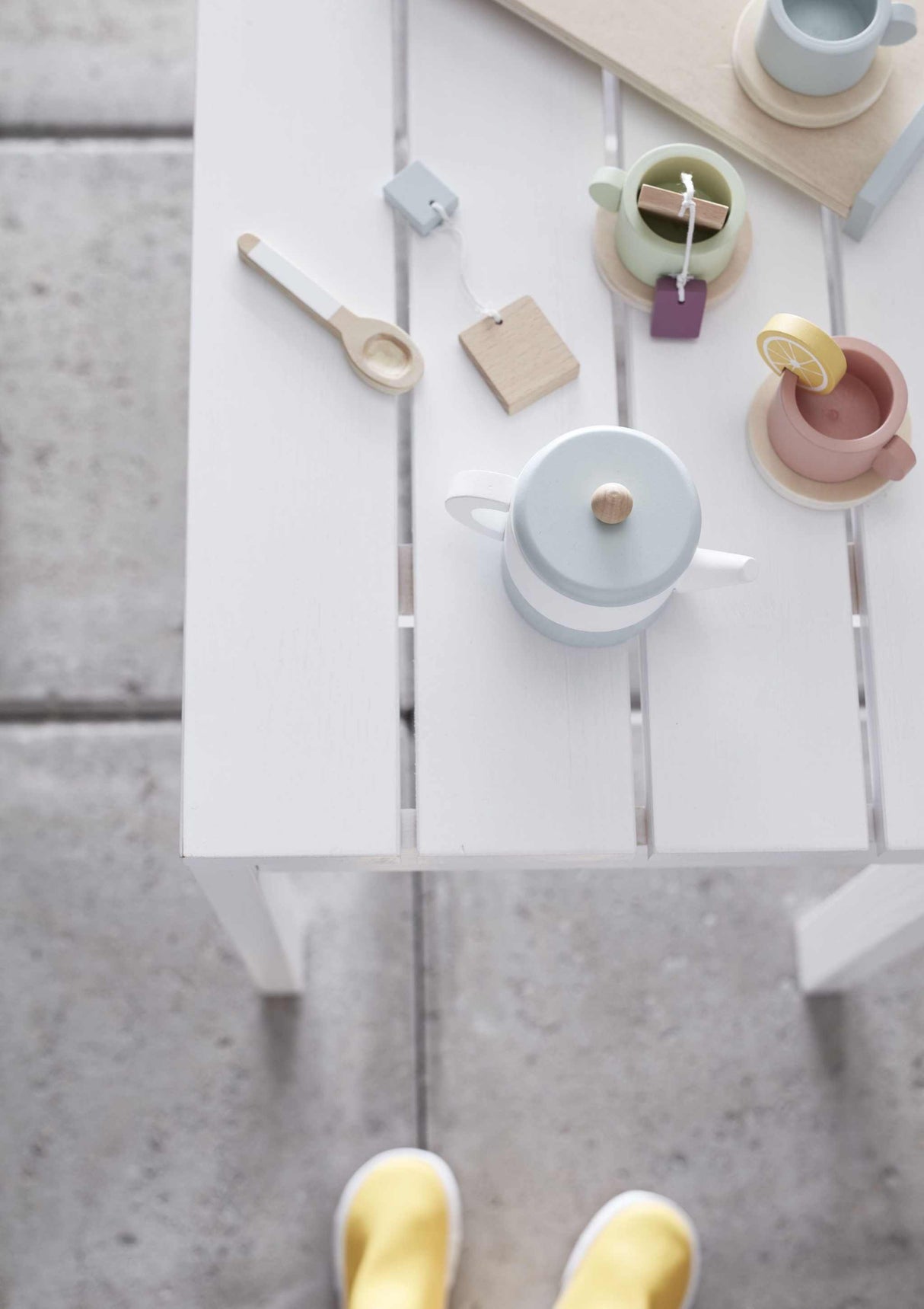 Teeset Bistro