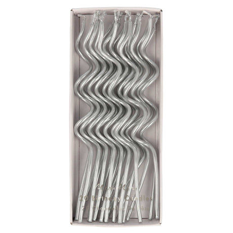 Silberne Swirly Kerzen in wirbelförmiger Form von Meri Meri, 20 Stück, 5 Zoll hohe festliche Kerzen für Torten