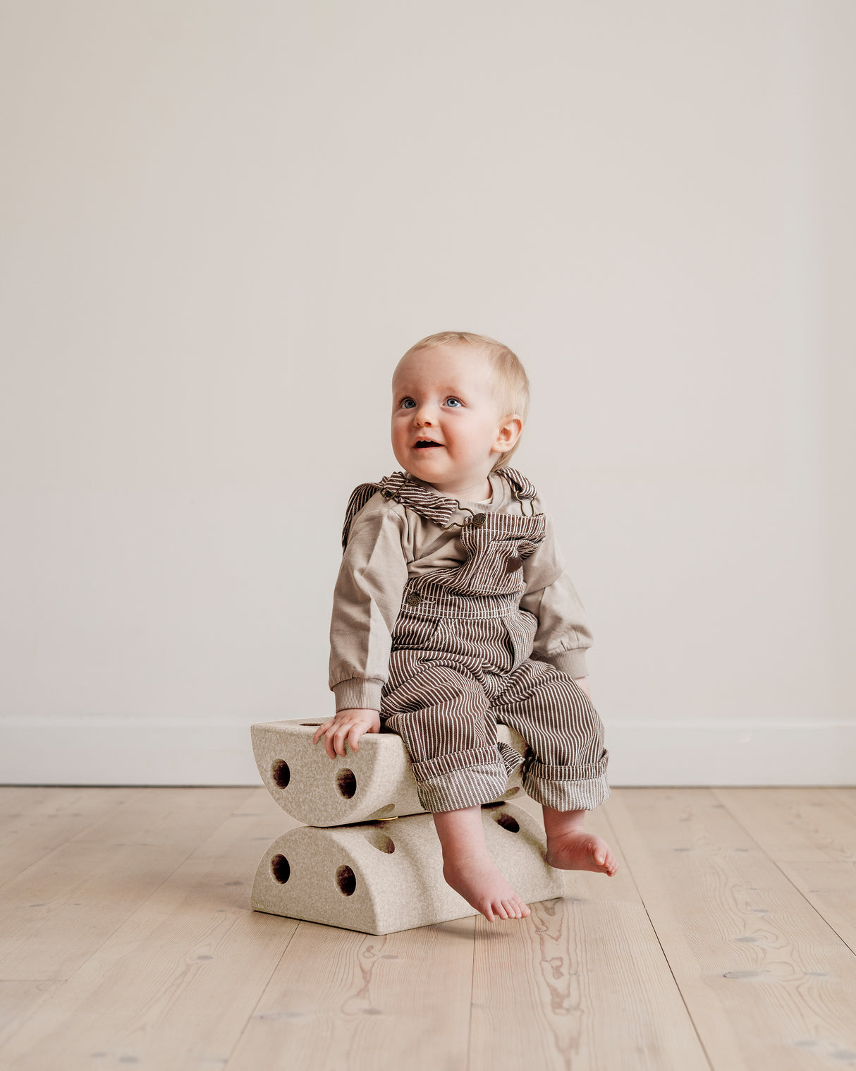 Kinderhocker / Roller 4 tlg. Sand Grey / Honey Yellow