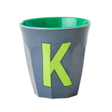 Melamin Buchstabenbecher K 250 ml mit Alphabet-Print, 9 cm hoch, spülmaschinenfest