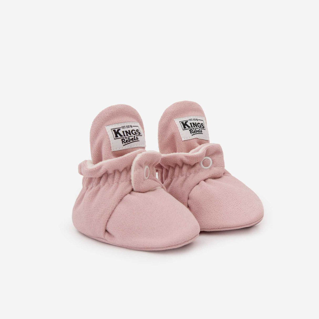 Kings & Rebels Gamuza Rosewood Baby Booties mit Antirutschsohle und praktischem Druckknopfverschluss in veganem Kunstleder