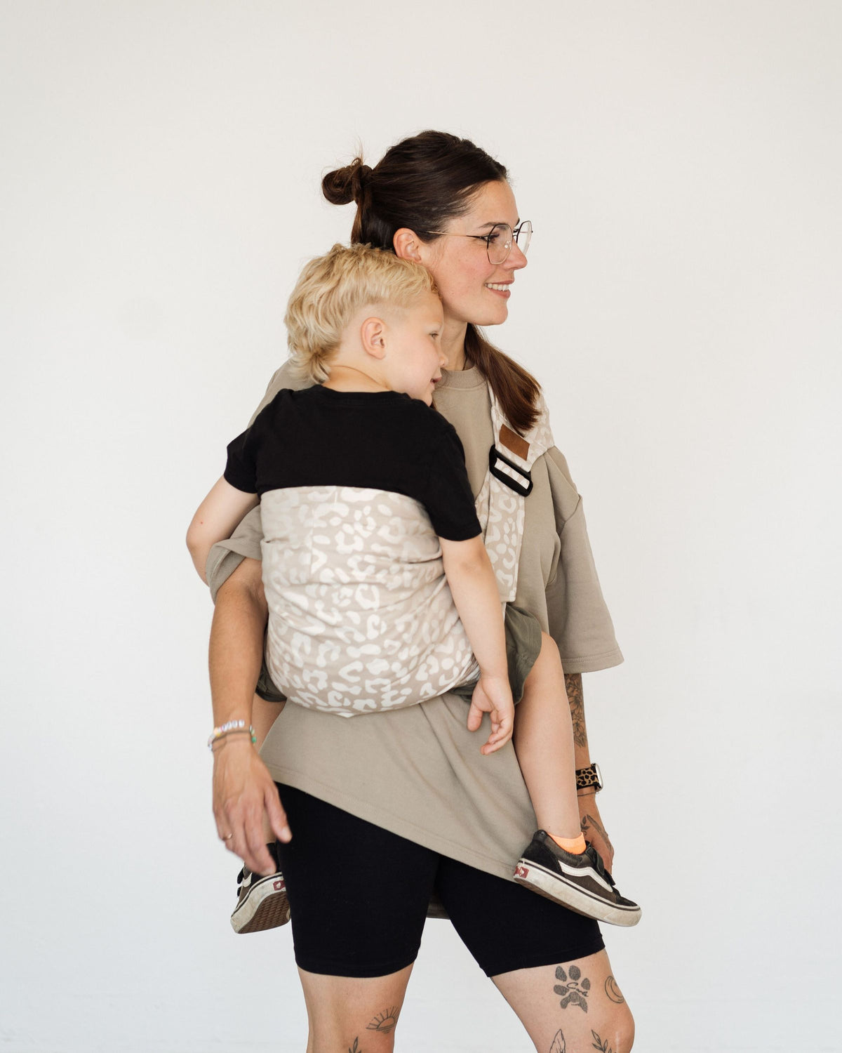Qookie Go Hüfttrage Leo Beige