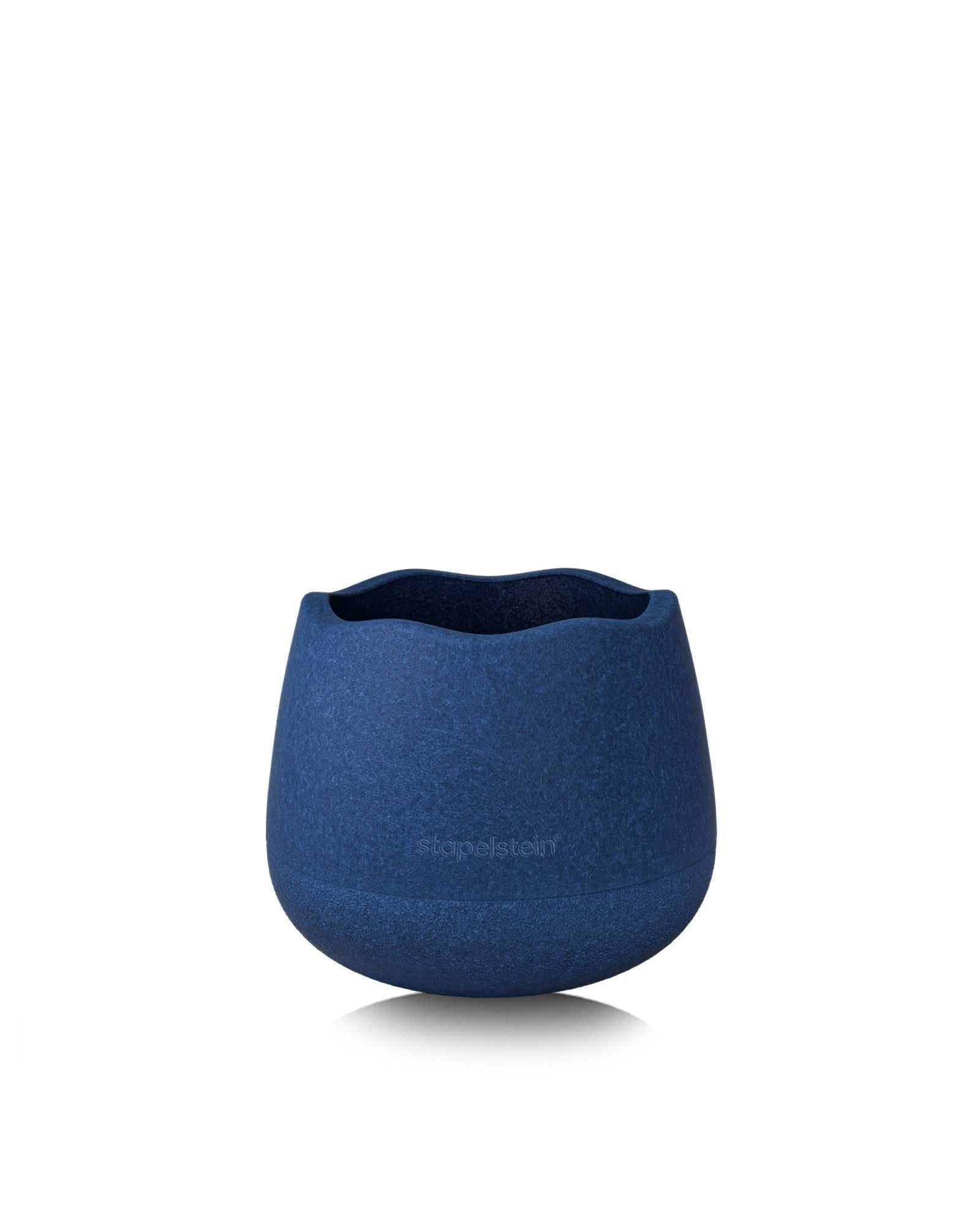Base dark blue