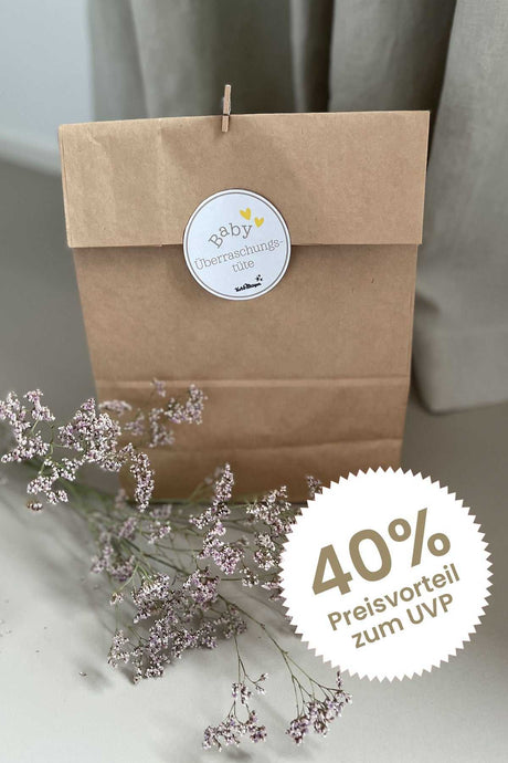 Baby Überraschungstüte mit liebevollen Baby-Accessoires und Überraschungsinhalt